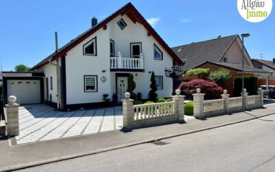 Modernes Einfamilienhaus mit Gartenparadies nahe dem Bodensee