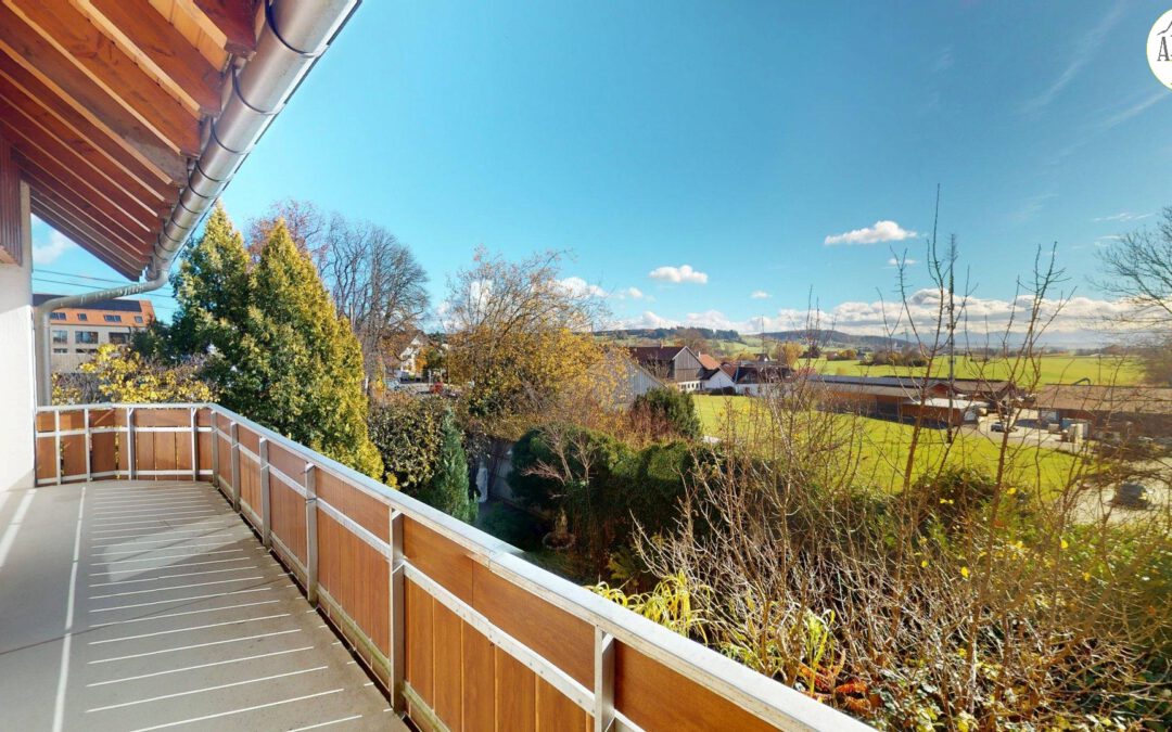 Helle 3-Zimmer-Wohnung mit zwei Balkonen und Stellplatz – ruhig und zentral in Probstried